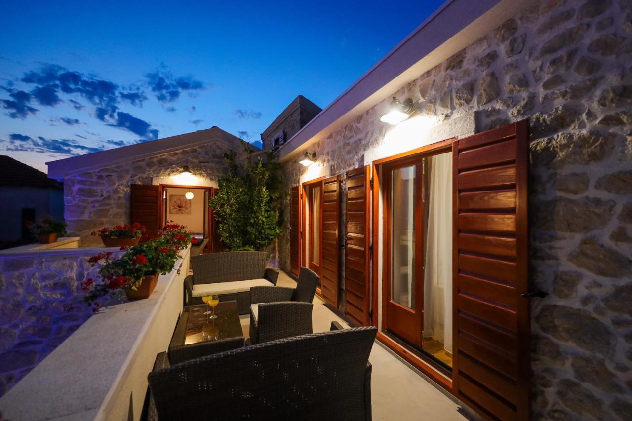 Holiday Home Mare Petrcane Buitenkant foto
