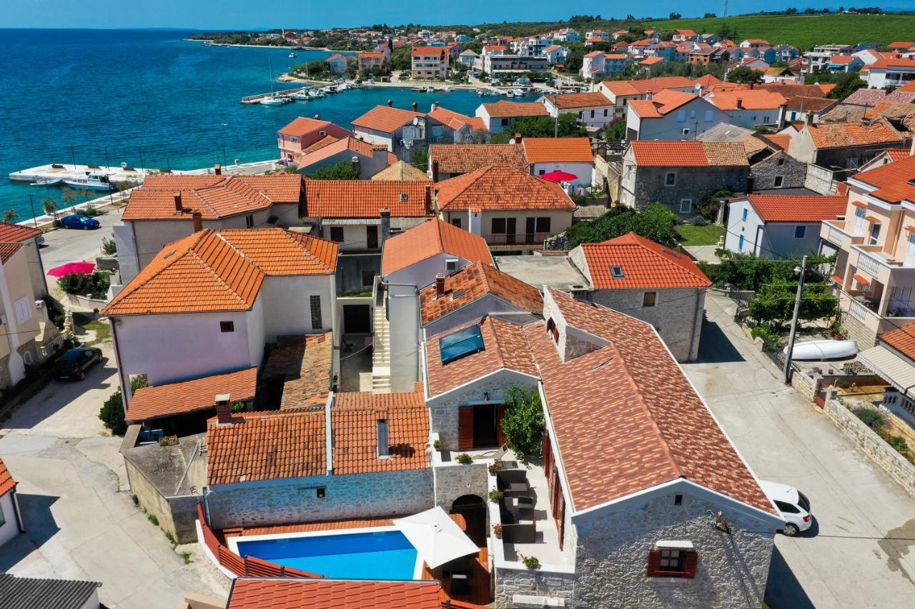Holiday Home Mare Petrcane Buitenkant foto