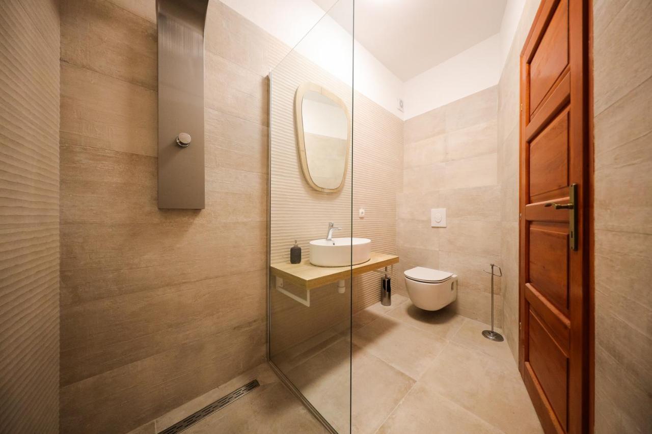 Holiday Home Mare Petrcane Buitenkant foto
