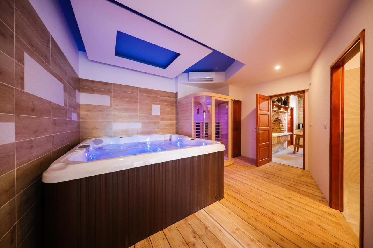 Holiday Home Mare Petrcane Buitenkant foto